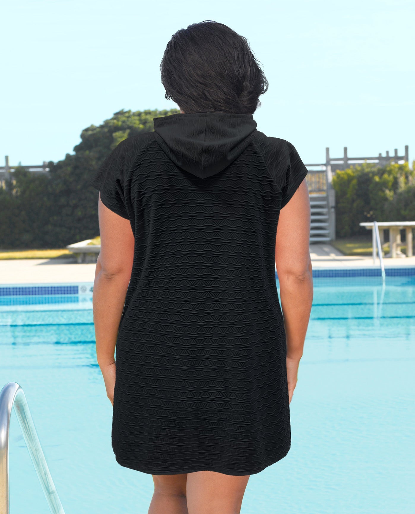 BACK VIEW OF AQUAMORE SOLID TEXTURED ZIPPER HOODIE PLUS SIZE COVER UP TUNIC | 017 AQM TEXTURED BLACK