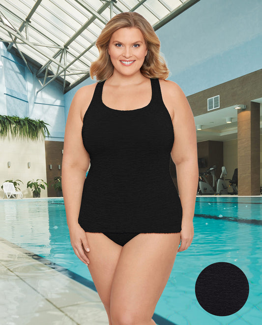 FRONT VIEW OF CHLORINE RESISTANT KRINKLE TEXTURED SOLID SCOOP NECK SHEATH PLUS SIZE ONE PIECE | KRINKLE BLACK